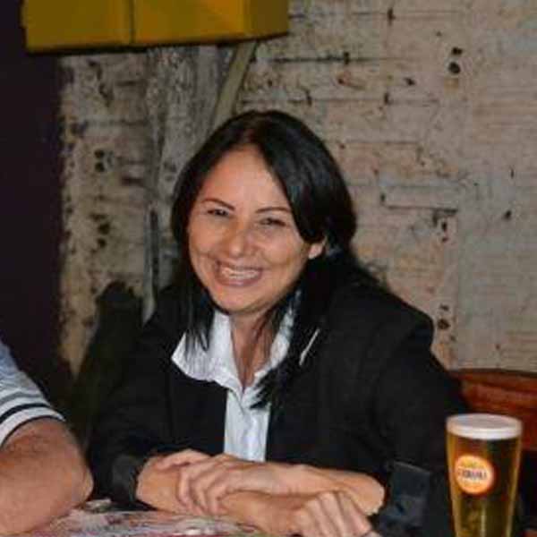 Olga Lima Pontes recebe os parabéns