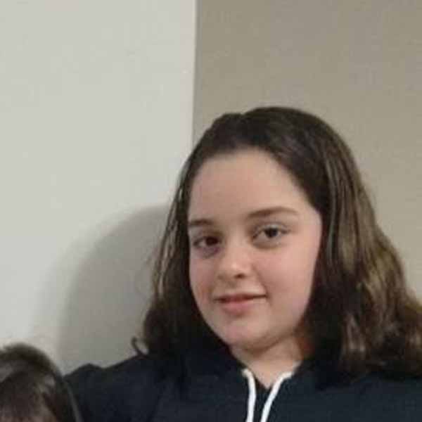 Sofia Moreno apaga velinhas nesta sexta feira