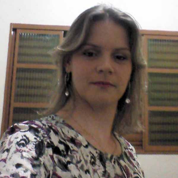 Rosenilda Nunes festeja idade nova