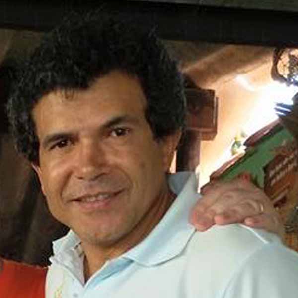 Volney Delfino recebe os parabéns neste sábado