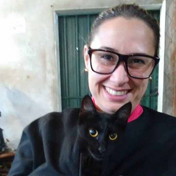 Danielle Brilhante apaga velinhas