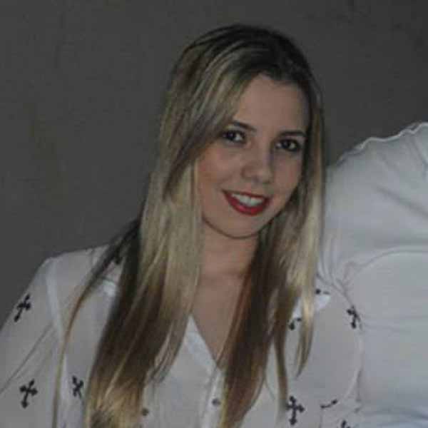 Fernanda Pertinhes festeja idade nova