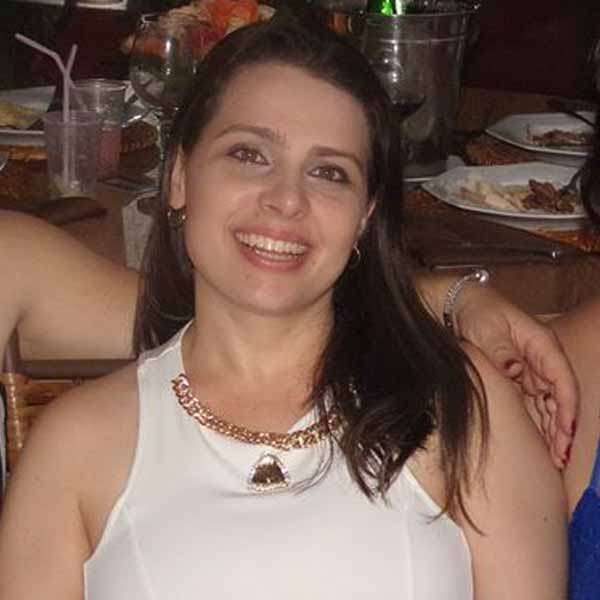Dayane Stein recebe os parabéns