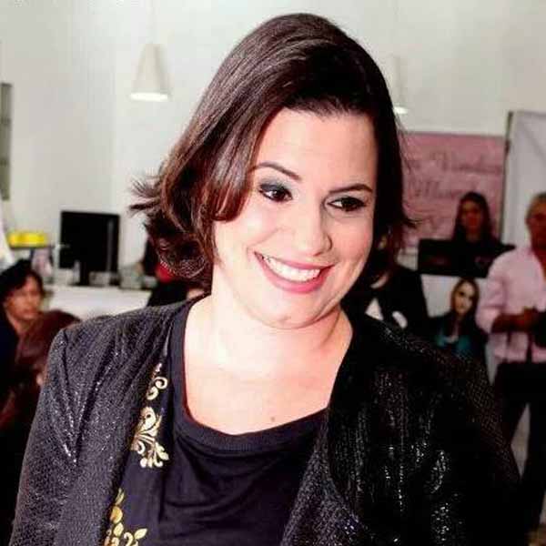 Judite Siqueira apaga velinhas hoje