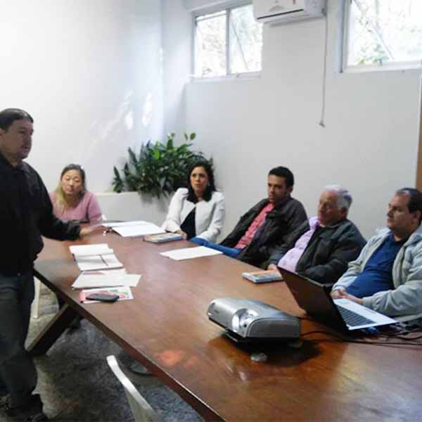 Prefeitura acelera últimos preparativos para a chegada do revezamento da Tocha Olímpica da Rio 2016