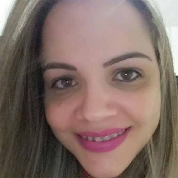 Verena Katriana apaga velinhas hoje
