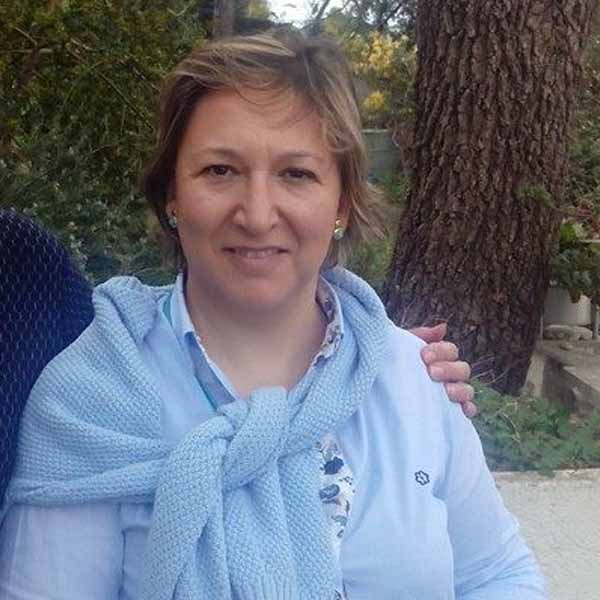 Teresa Garcia Duran apaga velinhas hoje