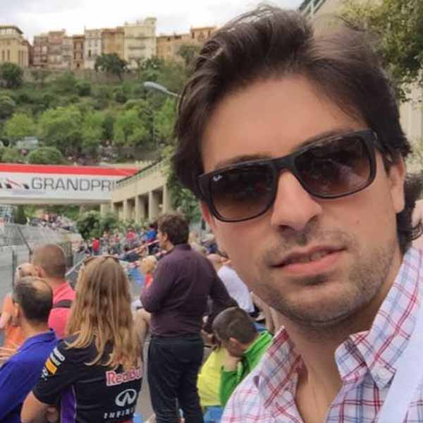 Renato Mourad celebra a chegada de mais um ano de vida