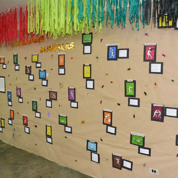 Alunos da 'Helena Wirgues' apresentam exposição sobre as Olimpíadas
