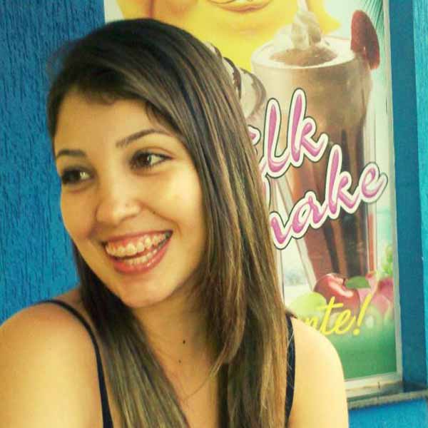 Daiane Catapan faz aniversário neste sabado