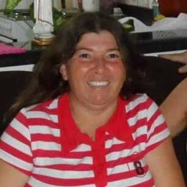 Lucila Marques apaga velinhas