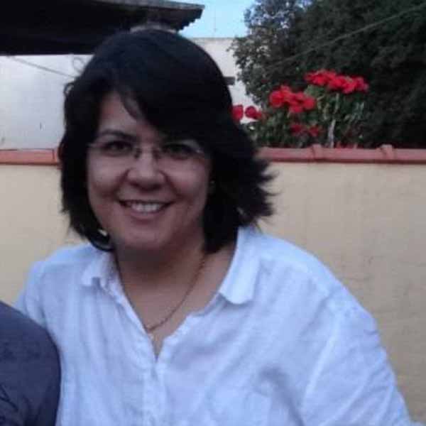 Silvia Regina celebra mais um ano de vida