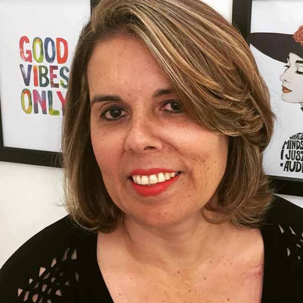 Lúcia Cação apaga velinhas nesta quinta-feira