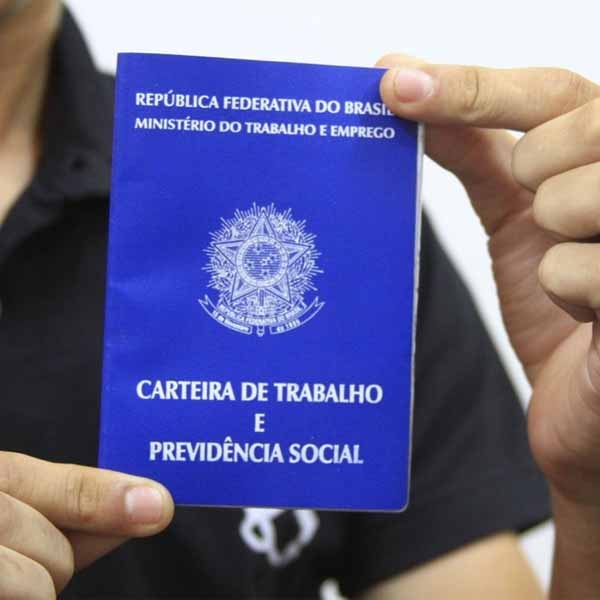 Empresa está com vagas de emprego com salário de R$ 2.300