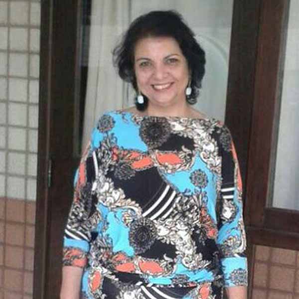Rosana Poletine recebe os parabéns