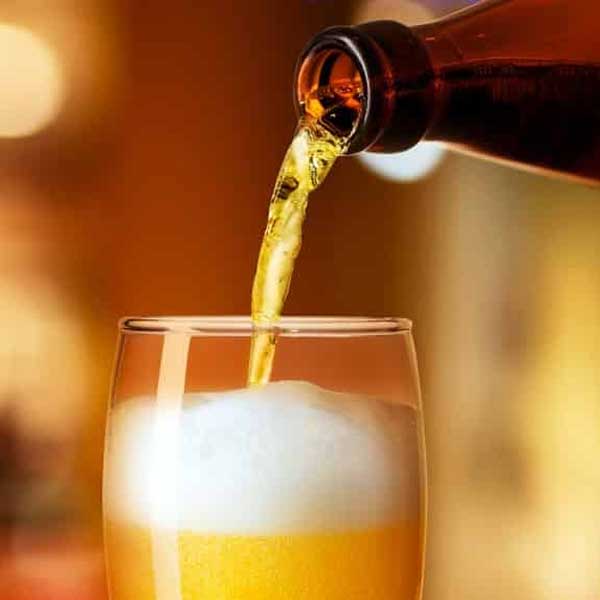 Cerveja protege cérebro dos sintomas de Alzheimer, diz estudo
