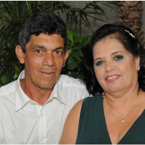Labate e Sara comemoram 40 anos de casamento