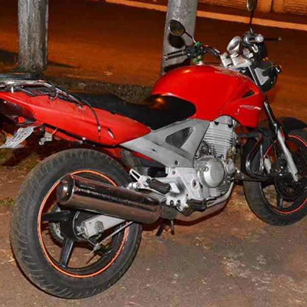 Irmãos são flagrados furtando motocicleta na Barra Funda
