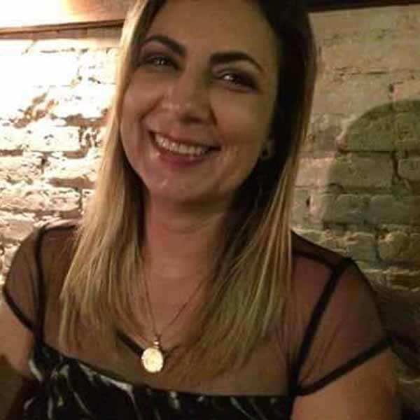 Márcia Azoia festeja seu aniversário