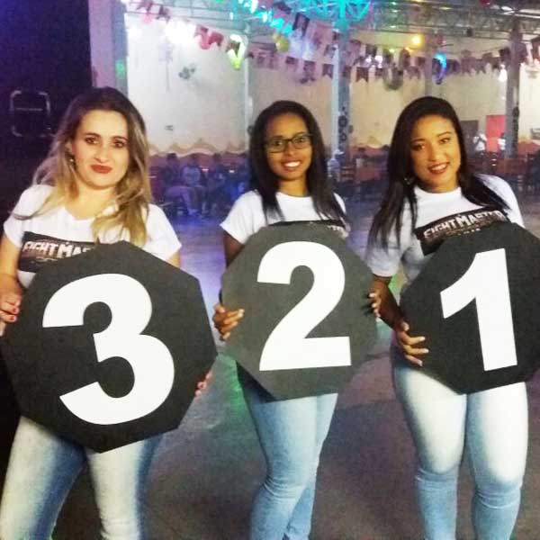 Candidatas à Ring Girls são escolhidas durante evento no Recanto Gaúcho