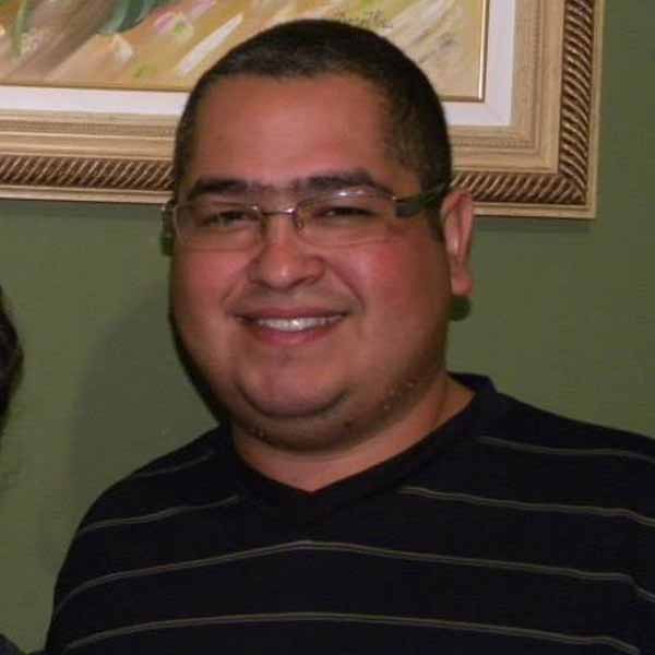 Kleber Goes celebra os seus 38 anos