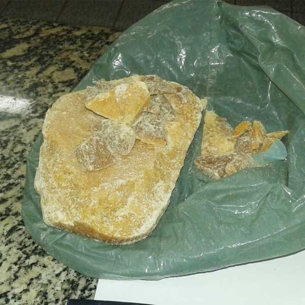 Casal é preso após PM encontrar meio quilo de crack em imóvel na Barra Funda