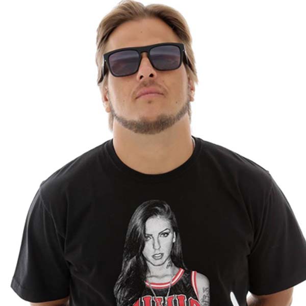 Júlio Sampar recebe os parabéns nesta sexta-feira