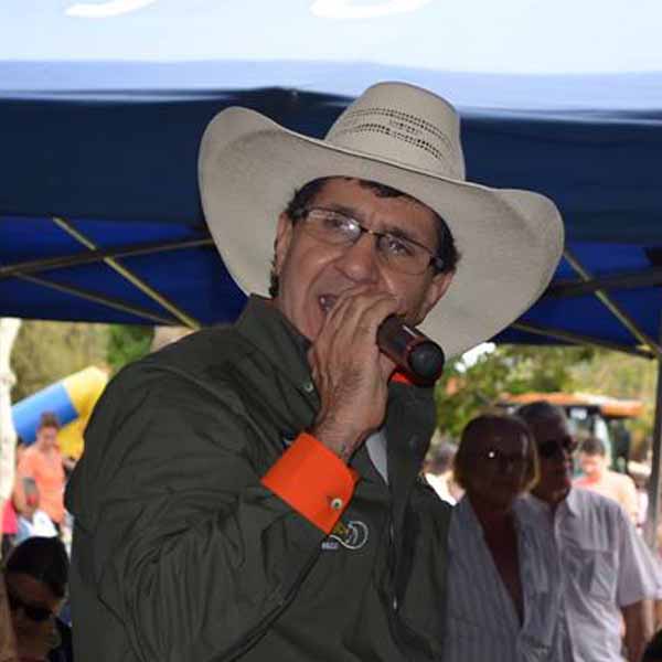Francisco Carlos aniversaria nesta quarta-feira