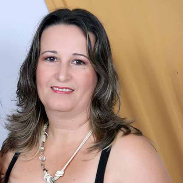 Andréia Guerino recebe os parabéns