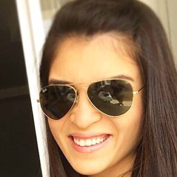 Jasmine Gonçalves recebe os parabéns