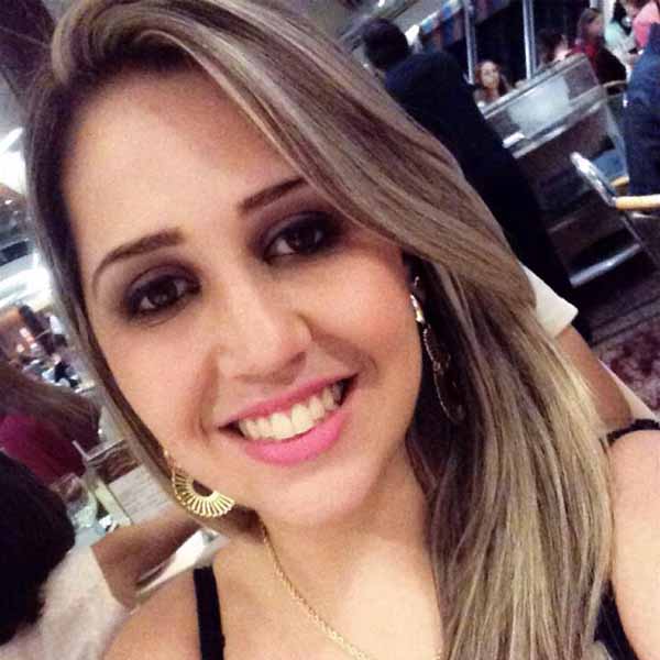 Wania Meneguetti recebe os parabéns