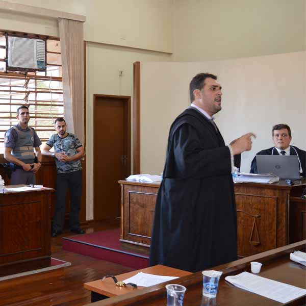 Autor da morte de andarilho é condenado a mais de 8 anos de prisão