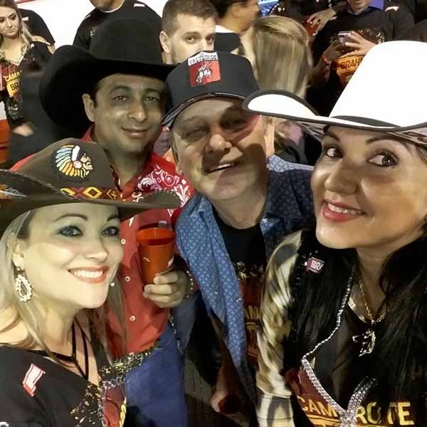 Duas pessoas que retornavam da Festa do Peão de Barretos morrem em acidente