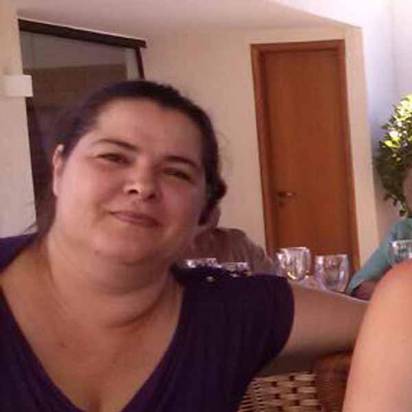 Sandra Pelosi apaga velinhas