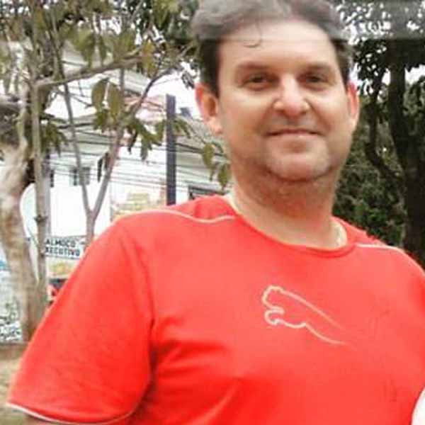 Hoje é dia de cantar parabéns para Alessandro Wirgues.