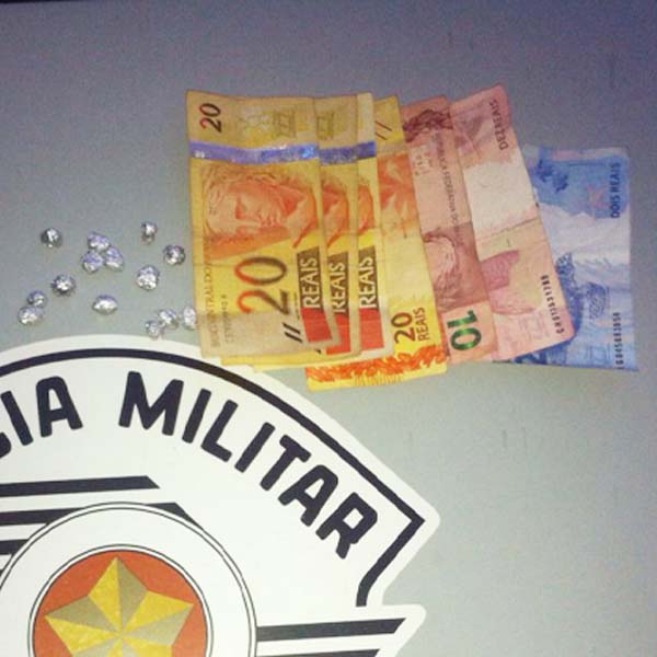 Pedras de crack são apreendidas com adolescente na Barra Funda