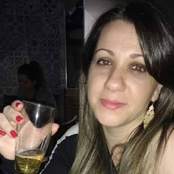 Vanessa ganha carinho especial no dia do seu aniversário