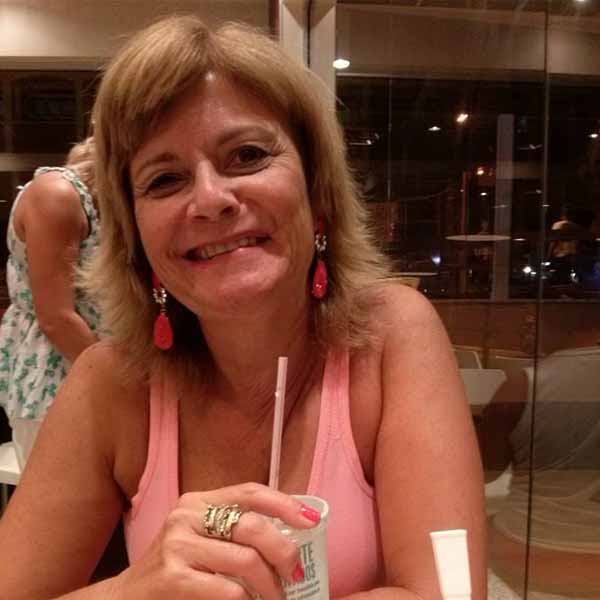 Monica de Noronha celebra idade nova