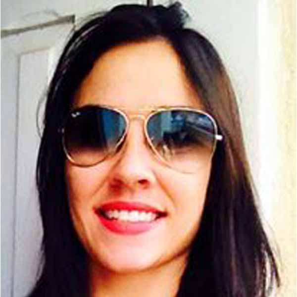Tatiany Machado recebe os parabéns