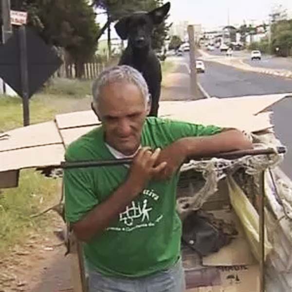 Catador de recicláveis é eleito vereador na 1ª eleição que disputa em Assis