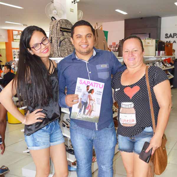 Sapattu Mania recebe clientes em coquetel de lançamento da 2ª edição da Revista Sapattu