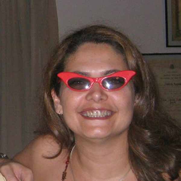 Marcela Pontara comemora a chegada de mais um aniversário