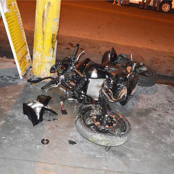 Idoso de 73 anos é colidido por moto na Av. Sete de Setembro
