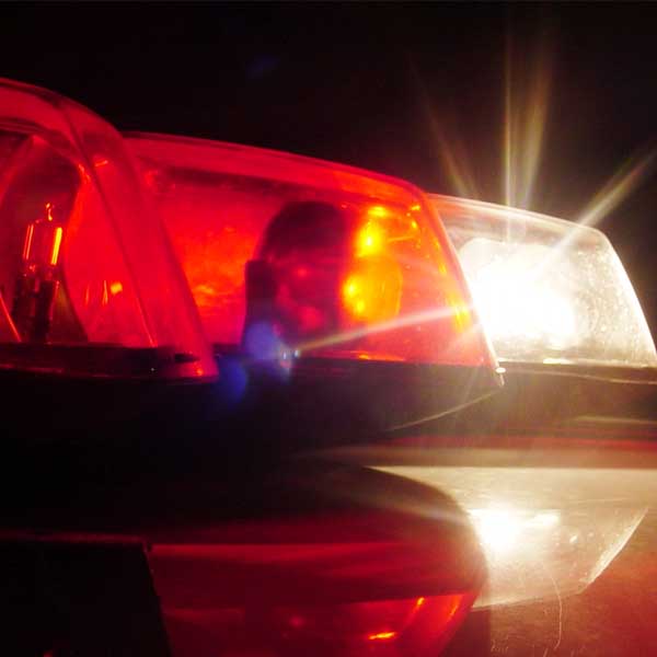Mulher é suspeita de matar marido com golpes de tesoura em Marília