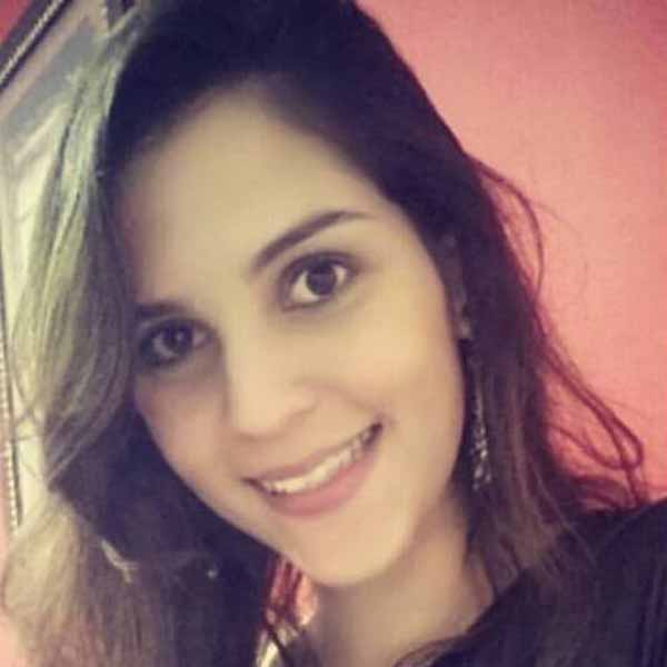 Beatriz Pazoto aniversaria neste domingo