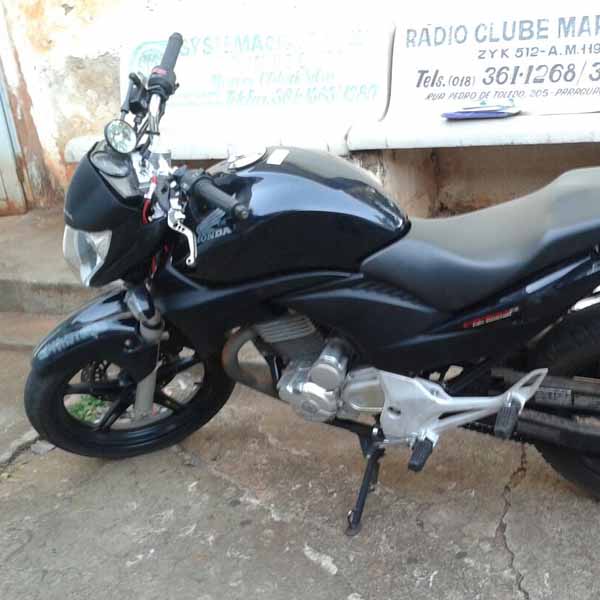 Motociclista embriagado é flagrado empinando moto em Paraguaçu Paulista