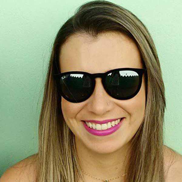 Camila Campos comemora seu aniversário nesta terça