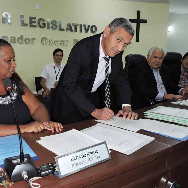 Suplente toma posse na Câmara Municipal de Paraguaçu Paulista