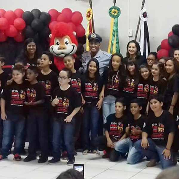 PM de Paraguaçu Paulista forma novas turmas do Proerd na região
