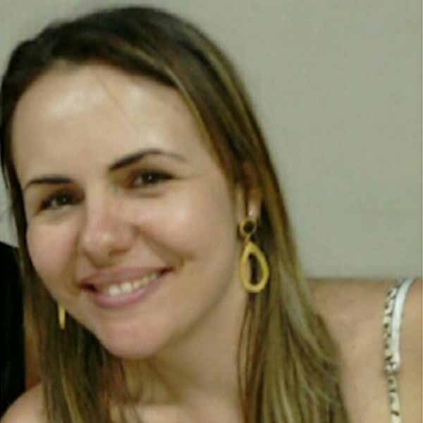 Lúcia Costa Bruschi celebra o dom da vida